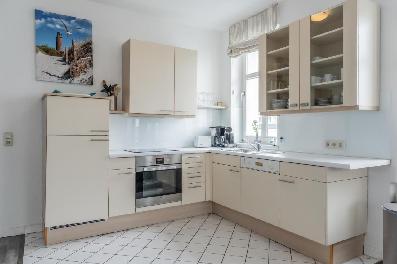 Residenz Strandeck FeWo 2 , inklusive Sauna und Schwimmbadnutzung im AHOI Sellin Goehren  Exterior foto